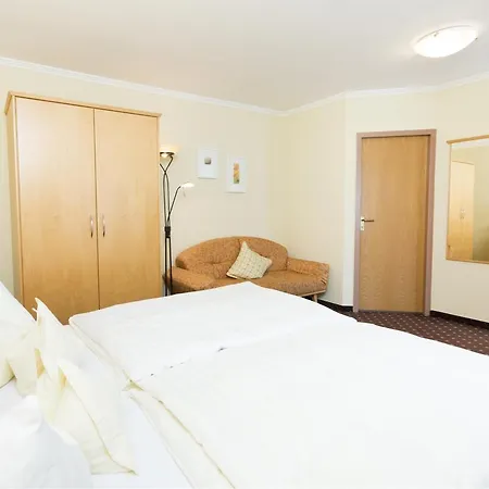Glaser Pensionat 3*